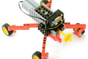 ミドルコース5月作製ロボット『アメンロボ』